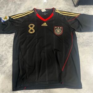Adidas OZIL NO.8 GERMANY AWAY JERSEY WORLD CUP 10 PATCH size xl kids